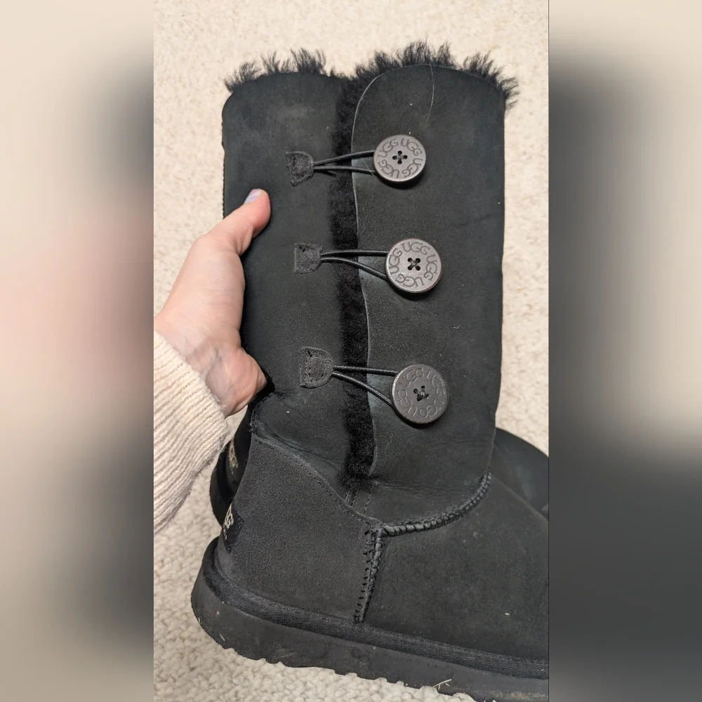UGG warm stylish